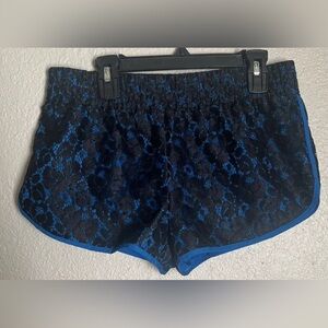 Small Simply Vera Wang Turquoise / Blue & Black Lace Shorts EUC
